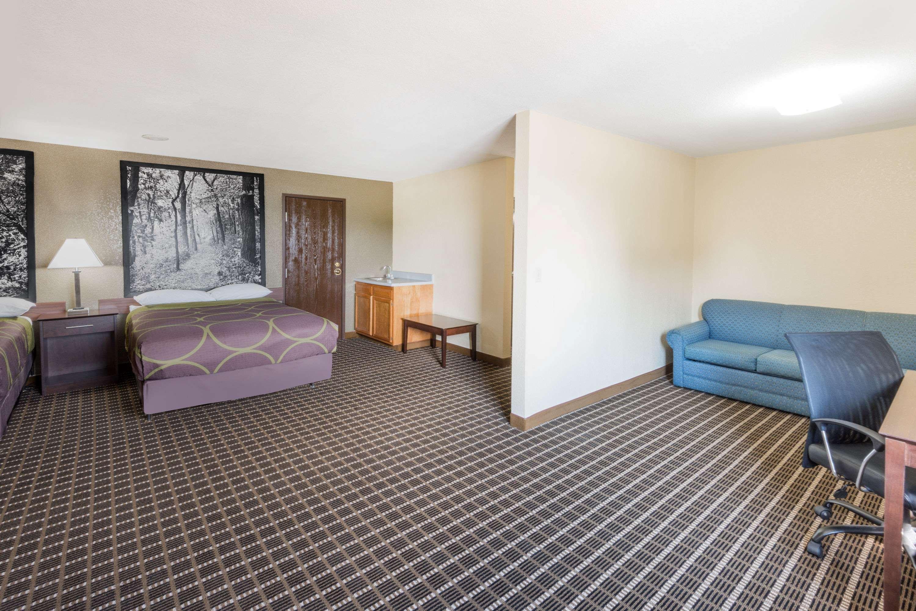 Super 8 By Wyndham Webster City Ia Exterior photo
